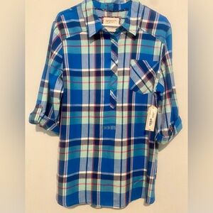 NEW✨ARIZONA JEANS CO.✨PLAID SKY BLUE TOP Size: 1X JR. Plus